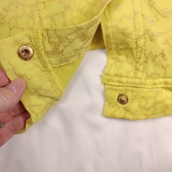 Onque woman women's 3X neon yellow light jacket with snaps in the front - Picture 7 of 13